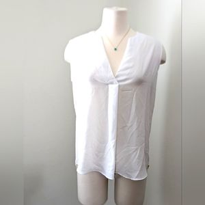 Gorgeous Lightweight White Blouse V Neck